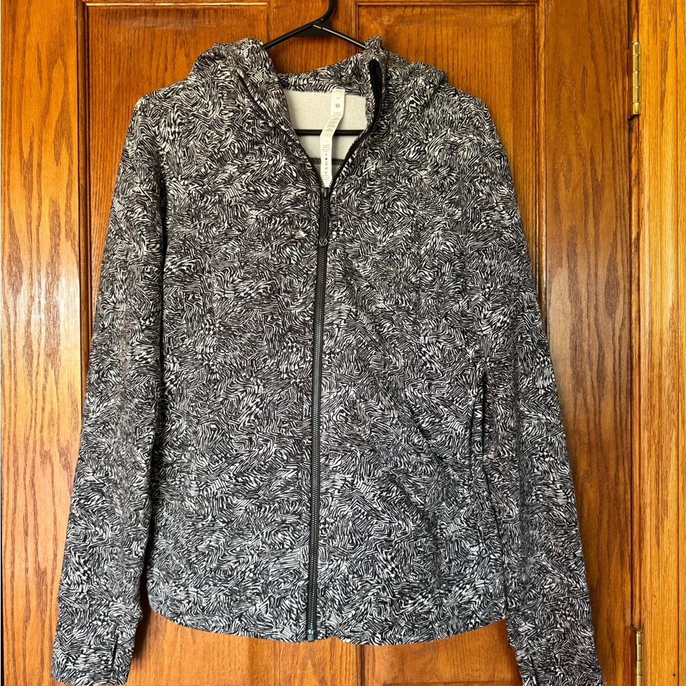 Women’s Lululemon Scuba Full Zip Hoodie Offbeat Alpine White Black Size 10 EUC
